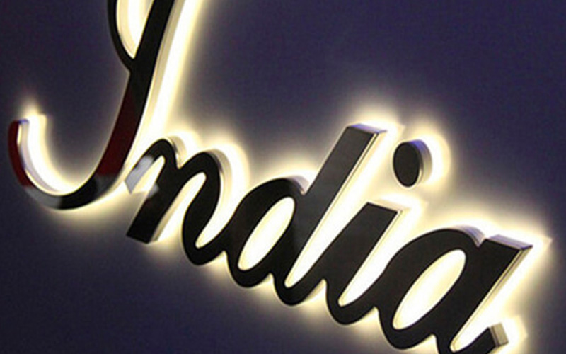 halo illuminated letters small