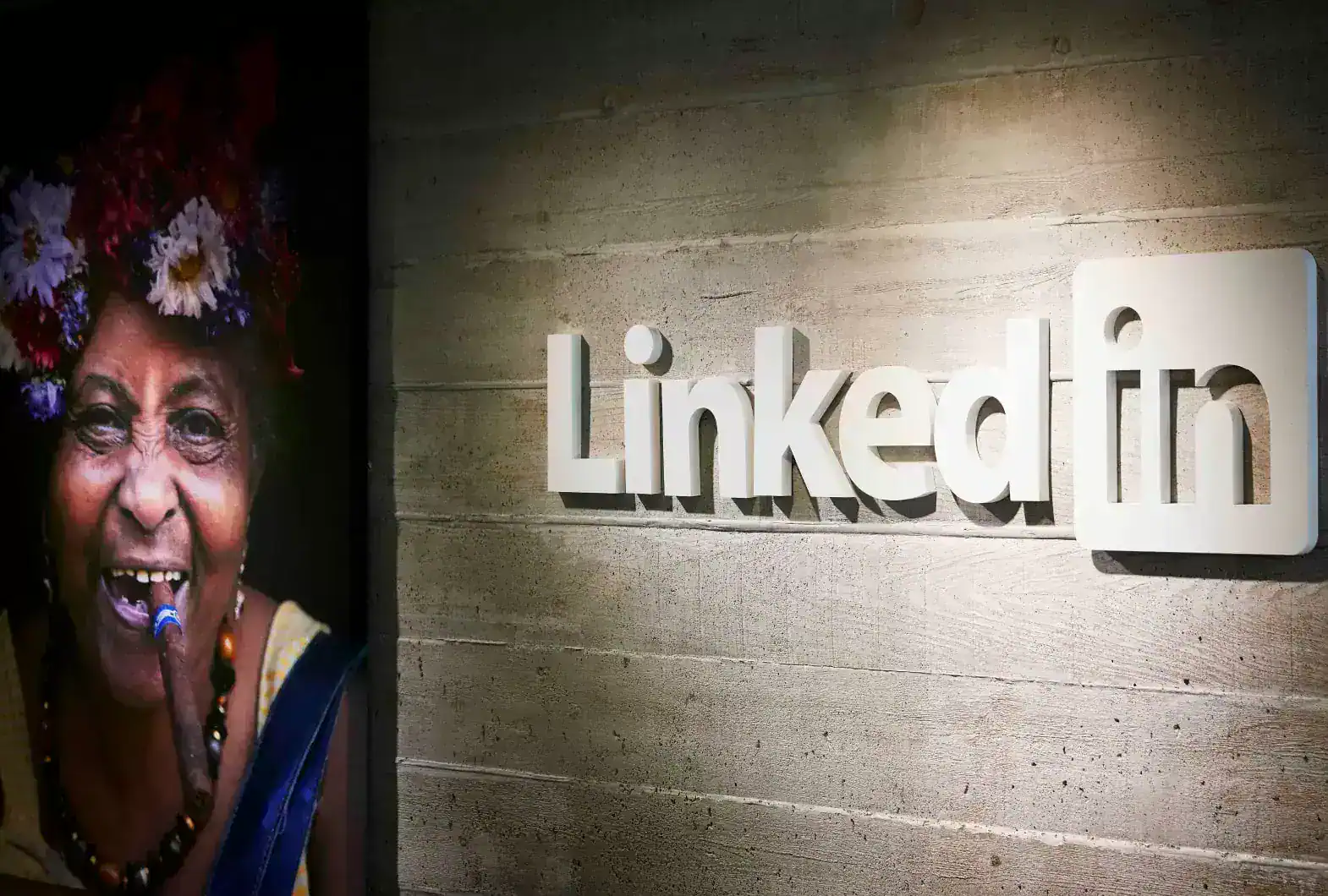 Lettres et logo sur mesure linkedin