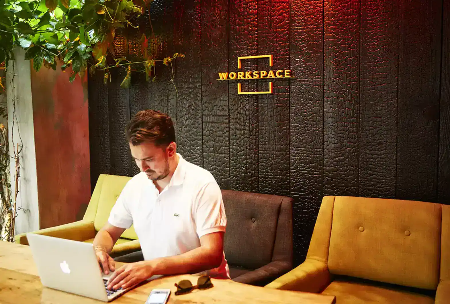 Lettrage sur mesure bureau workspace